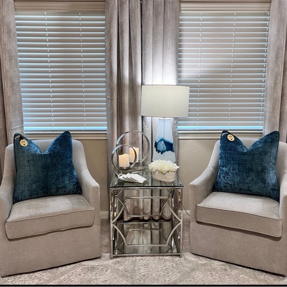 1- NWT CALLISTO HOME DECORATIVE THROW PILLOW (Read description for details) - Picture 4 of 12